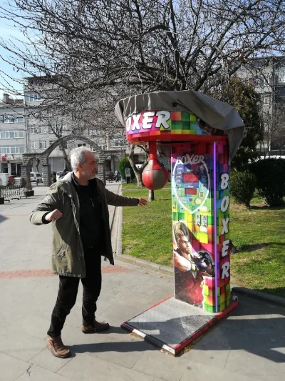 Beylikdüzü Cafe ve İşletmelerine Ücretsiz Boks Makinesi Hizmeti