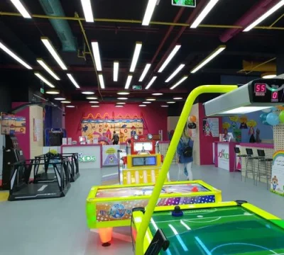 Family fun center equipment - Family entertainment center architect